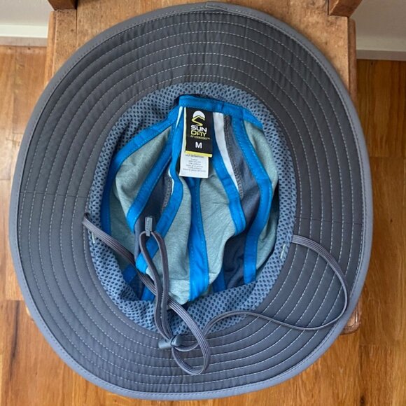 Sunday Afternoons Sun Hat Size Medium; New Without Tags main image 8